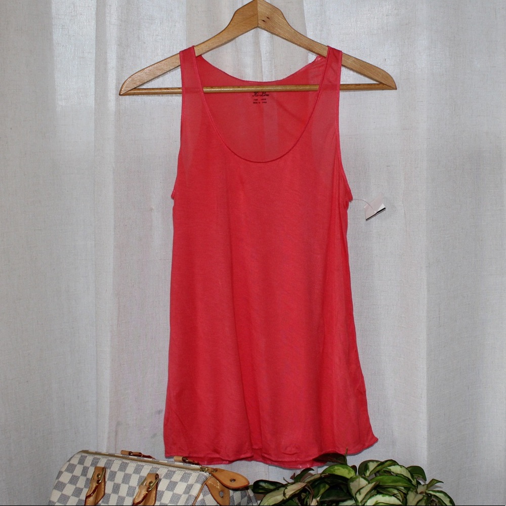 ⭕️Sold⭕️Madewell Hi-Line Tank Top Large